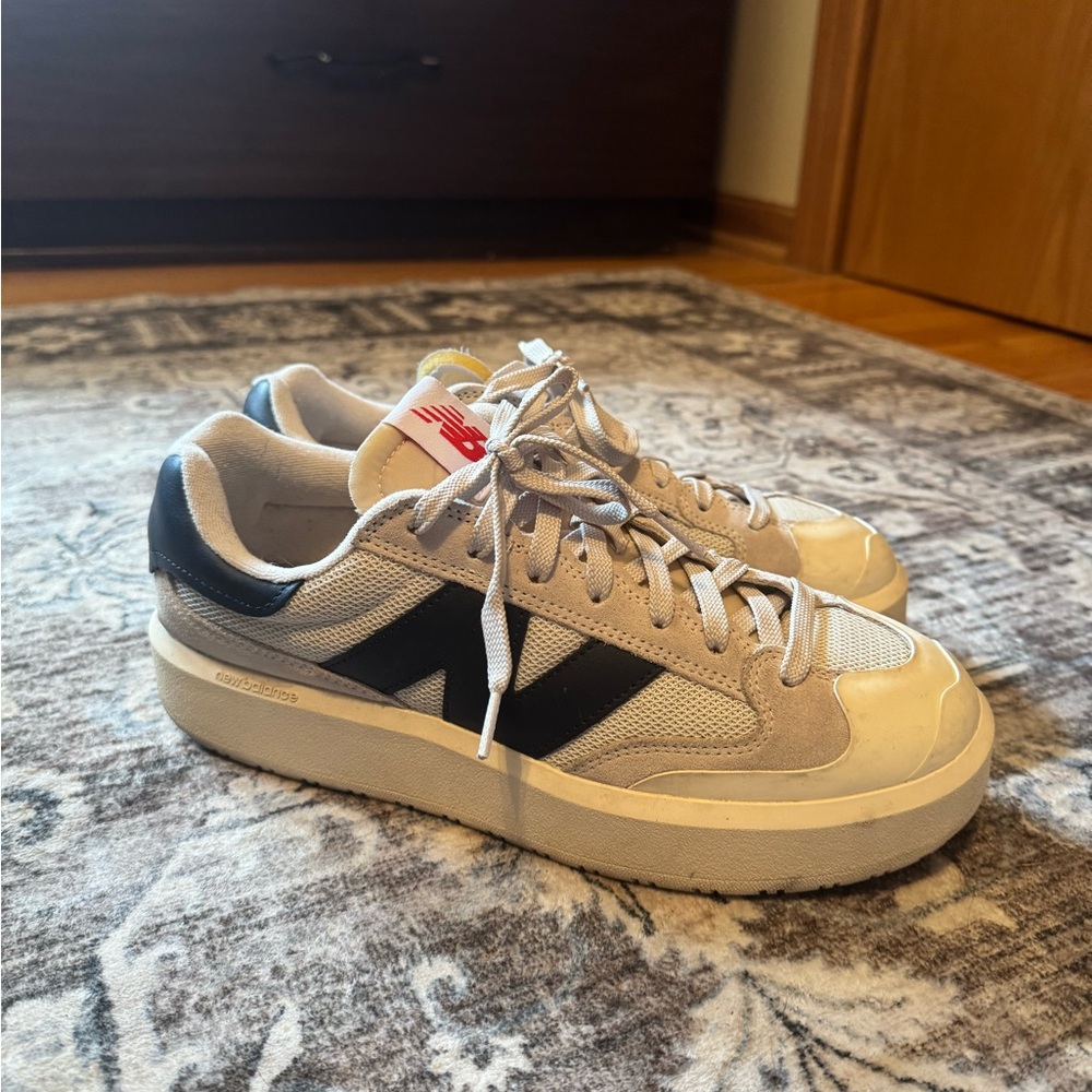 New Balance Men's 302 sneaker